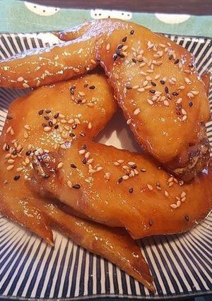 A picture of Fried Chicken Wings with Japanese sweet sauce.