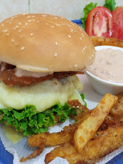 A picture of Chessy Beef Burger.