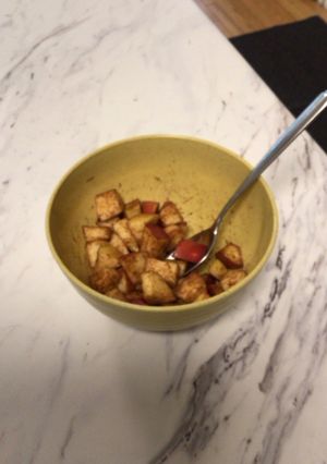 A picture of Cinnamon Apples.