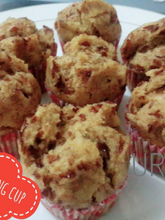 Foto resep Bolu Pisang Cup (tanpa telur,tanpa mixer)