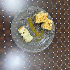 A picture of White Khatta Dhokla.