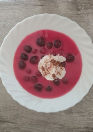 1994. Egyszerű meggy leves 😋 recept fotója