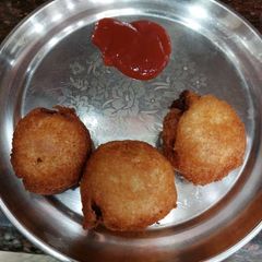 A picture of Bread roll.
