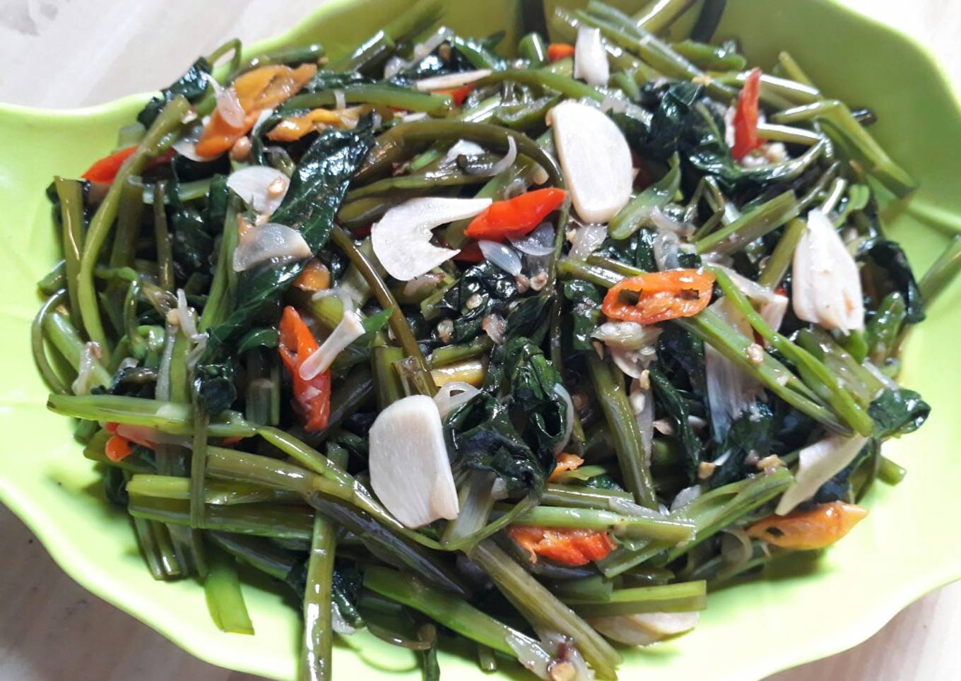 Bayam goreng gampang