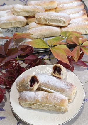 Ízes bukta házi lekvárral töltve recept fotója
