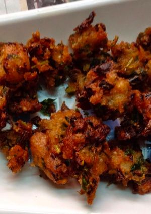 A picture of Leftover rice pakoda.