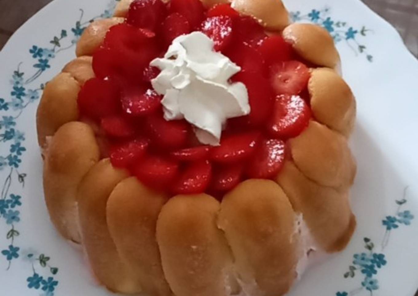 Charlotte aux fraises facile 🍓