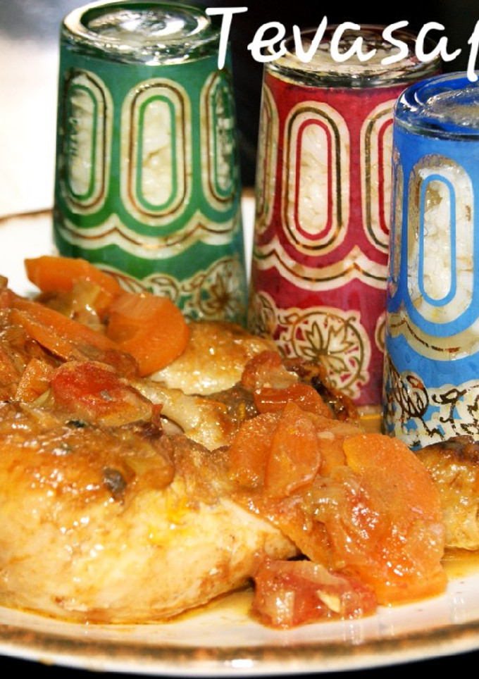 Una foto de Pollo a la naranja con sésamo y canela 🍗🍊🍊