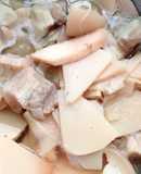 Thịt ba chỉ kho măng