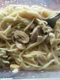 สปาเก็ตตี้ ซอสครีมเห็ด (หม้อหุงข้าว)