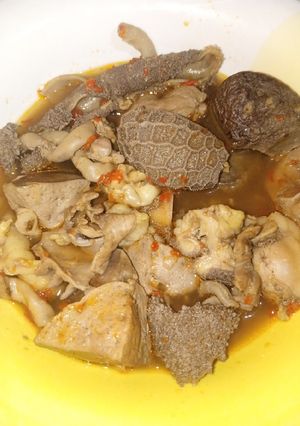 A picture of Offal's pepper soup.