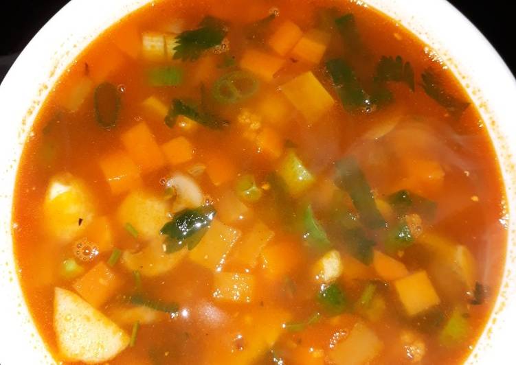 Bagaimana Membuat Sup Tomat Merah, Bikin Ngiler