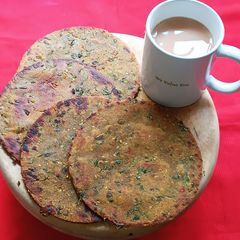 A picture of Sorghum Flour and fresh fenugreek Thepla.