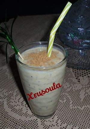 Φωτογραφία της συνταγής Smoothie με φιστικοβούτυρο, ακτινίδια και μπανάνα