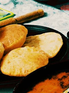 चावल के आटे की पूरी (Chawal ke aate ki poori recipe in hindi) रेसिपी मुख्य फोटो