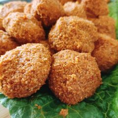 A picture of Vegan Cigkofte Ball.