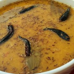 A picture of Khatti Daal 😋💛🍲.