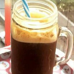 A picture of Chocolate shake.