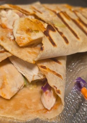A picture of Rotisserie chicken wrap.