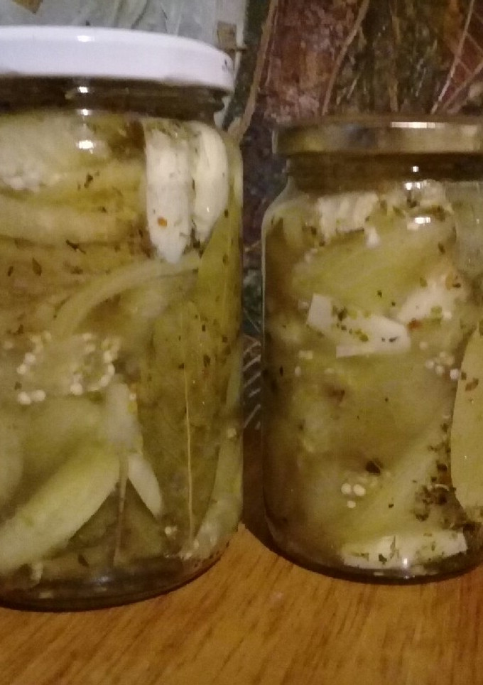 Una foto de Berenjenas en aceite. Conserva