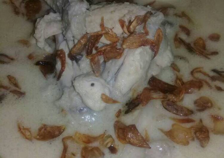 Resep Opor ayam santan putih yang praktis