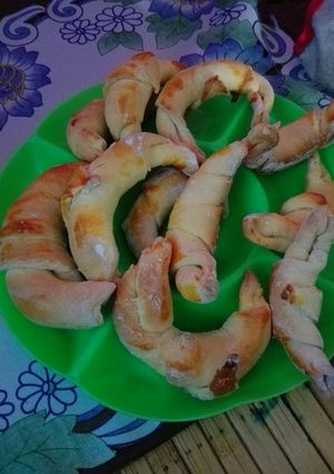 Una foto de Medialunas saladas con royal