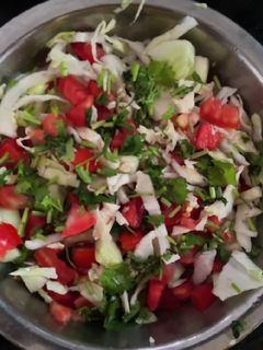 સલાડ(Salad Recipe in Gujarati) રેસીપી મુખ્ય ફોટો