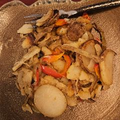 A picture of Skillet Potatoes & Onions.