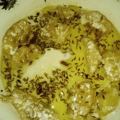 A picture of Baisen ki dahi phulkiyan.