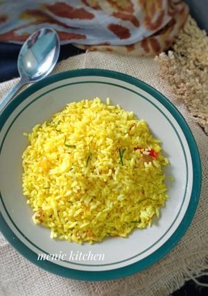 Foto resep Nasi goreng kunyit daun jeruk