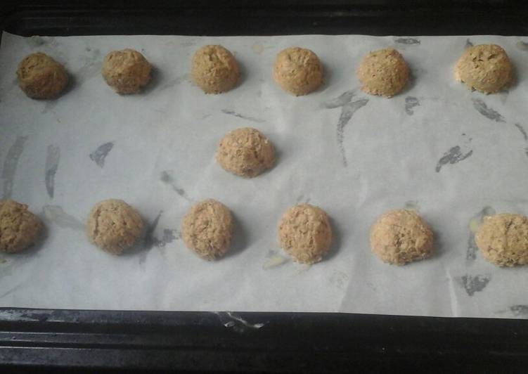 Recipe of Any-night-of-the-week Oatmeal Cookies recipe (Sugar free)