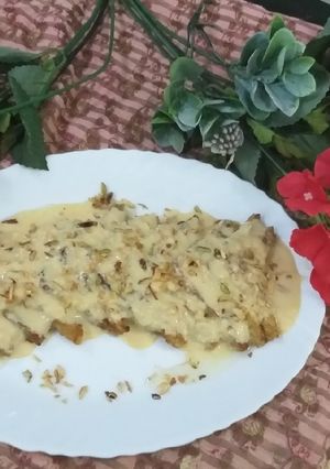 A picture of Shahi tukra shahi tukra is most popular dessert Indian.