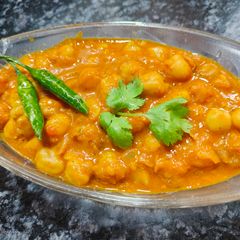 A picture of Chhole (Chickpea Curry).