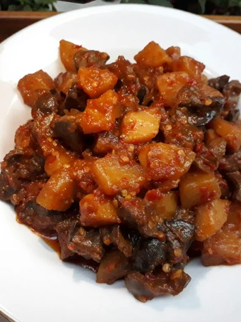 Langkah Gampang Membikin Resep  Sambal goreng kentang ati ampela ayam yang Sempurna, Bisa Manjain Lidah