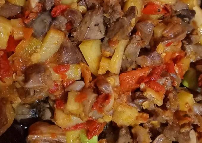 Langkah Mudah untuk Membuat Sambal Goreng Kentang Ati-Ampela yang Menggugah Selera