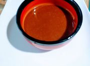 Una foto de salsa de caramelo