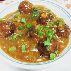 A picture of Veggie Manchurian Balls.