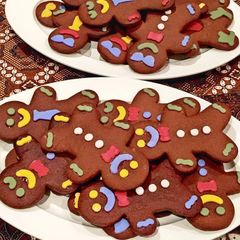 A picture of Gingerbread Cookies.