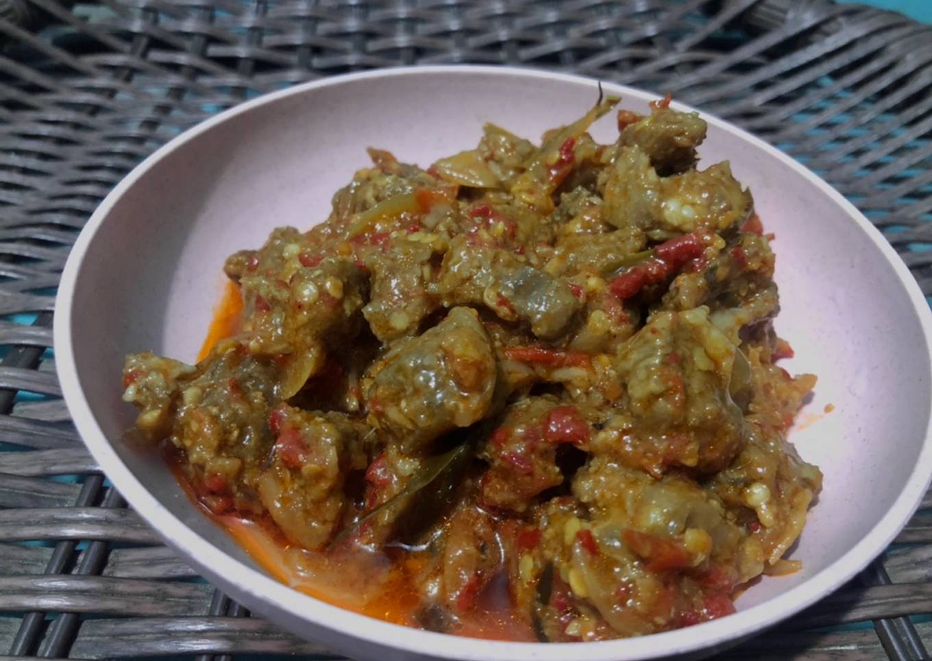 Krengsengan sapi pedas