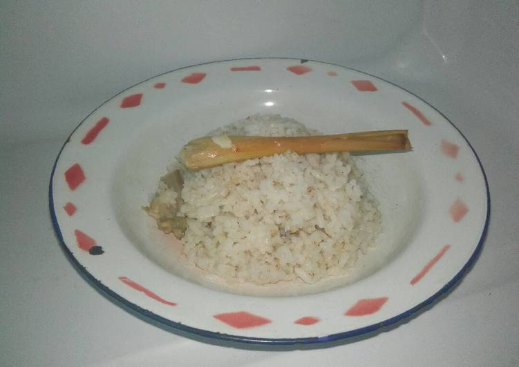 Cara Gampang Menyiapkan Nasi liwet ayam yang Lezat