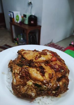 Foto resep Nasi Telur ceplok kecap viral