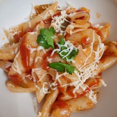A picture of Veggie penne pasta.