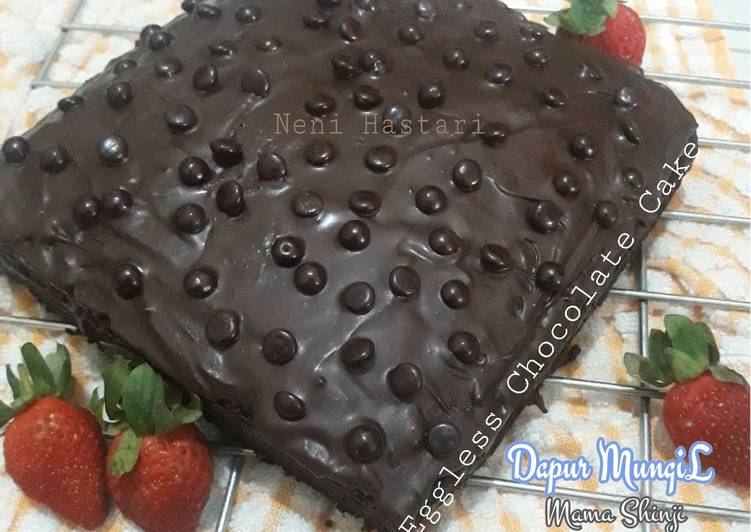 Eggless Chocolate Cake