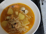 Fideos a la cazuela con pescado y marisco