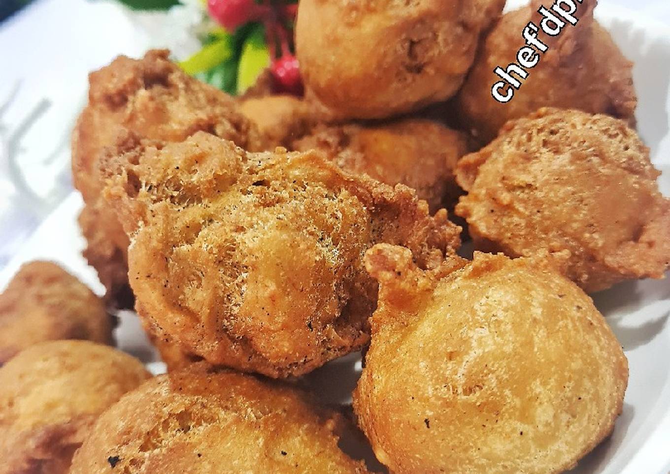 Crunchy Banana Buns