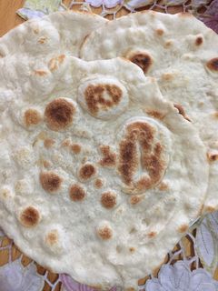 صورة لوصفة خبز عراقي بس على طاوه
