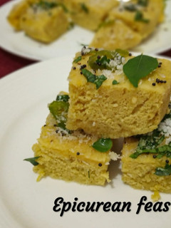A picture of Gujarati Khaman Dhokla.