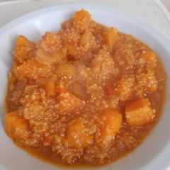 Una foto de Guiso de quinoa y zapallo