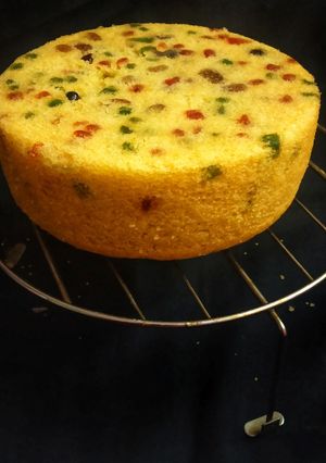 A picture of Eggless Vanilla cake.