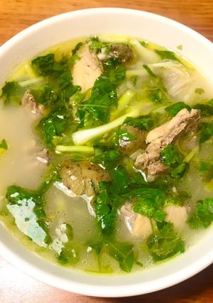 Hình của món Canh gà om sấu.